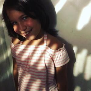 Meet your Posher, Jezelle